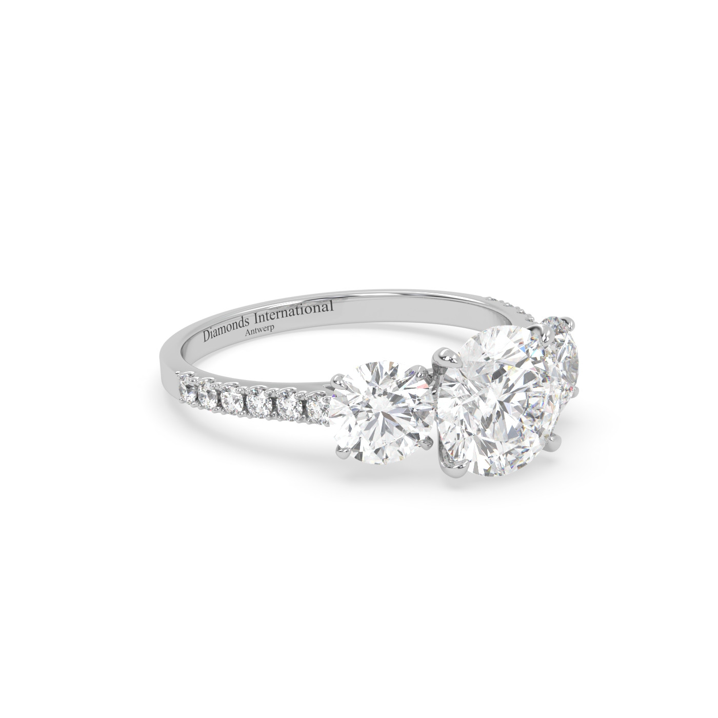 18k white gold  round cut diamond ring with side stones