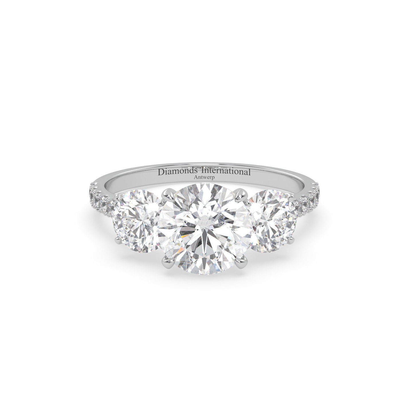 18k white gold  round cut 3 stone diamond ring